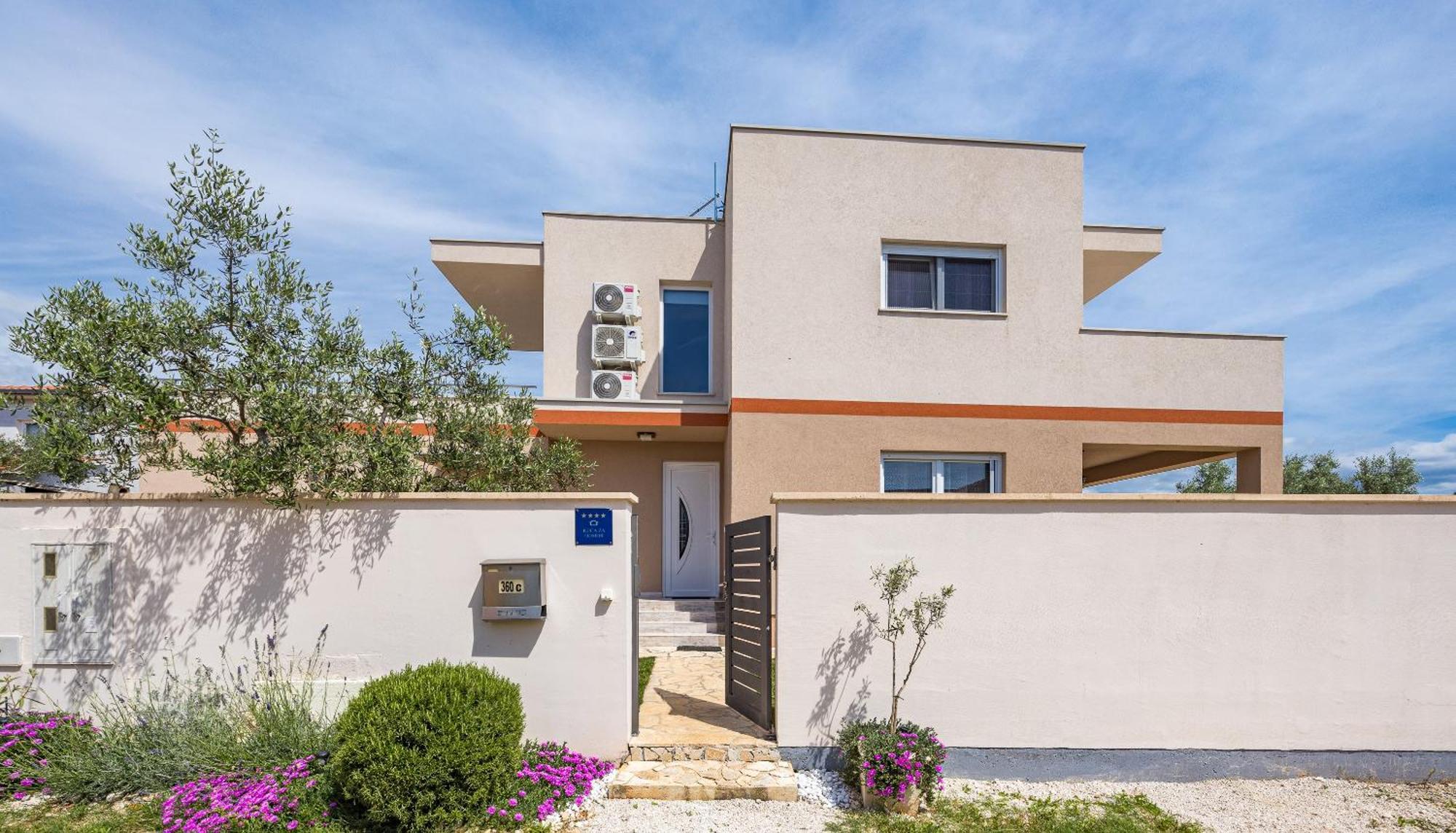 Villa Sunny Olive Перой Екстер'єр фото