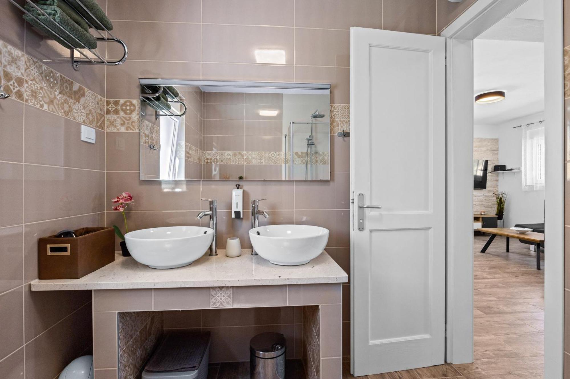 Villa Sunny Olive Перой Екстер'єр фото