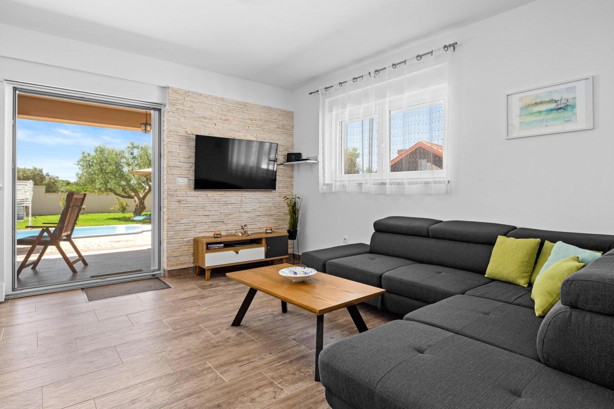 Villa Sunny Olive Перой Екстер'єр фото